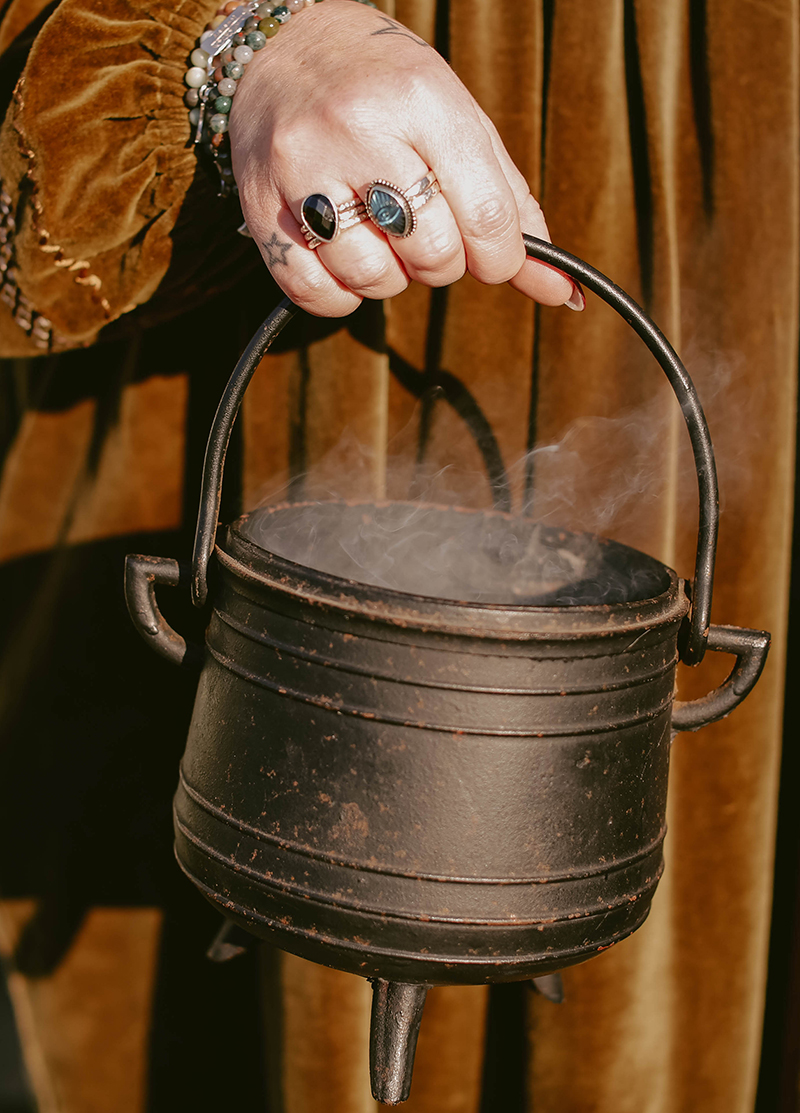 cauldron-2